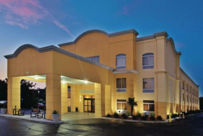 Гостиница La Quinta by Wyndham Florence  Флоренс